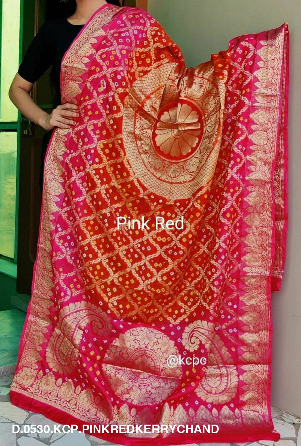 Banarasi Bandhej Gharchola Dupattas Or Kc Pink Red Kerry Chand Dupatta