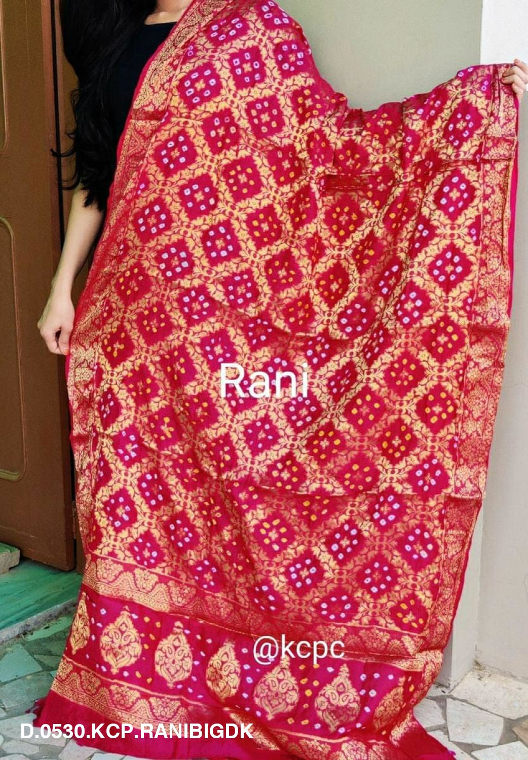 Banarasi Bandhej Gharchola Dupattas Or Kc Rani Bigdk Dupatta