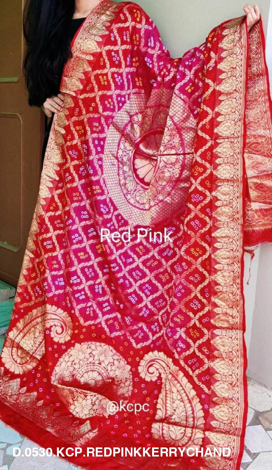 Banarasi Bandhej Gharchola Dupattas Or Kc Red Pink Kerry Chand Dupatta