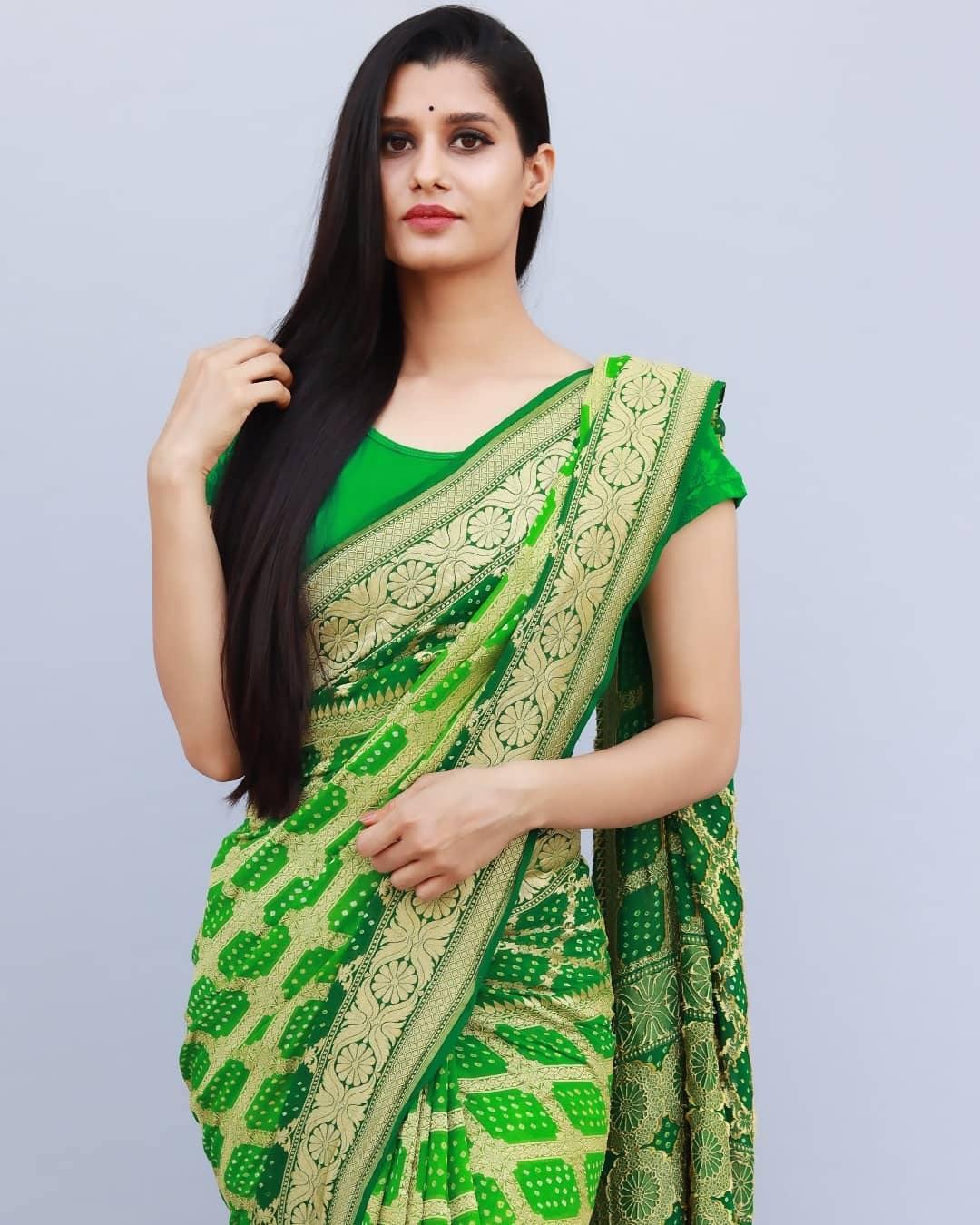 PURE BANARASI UPADA GEORGETTE RESHAM ZARI SAREE - KcPc Bandhani